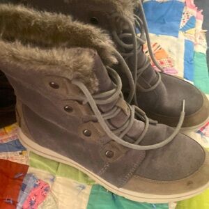 SOREL Explorer Joan Shearling Gray Leather Snow Boots W9